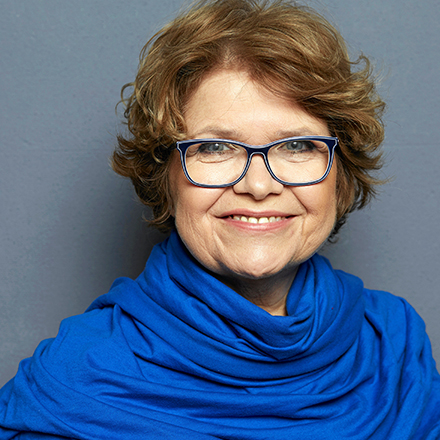 Anna Bikont
