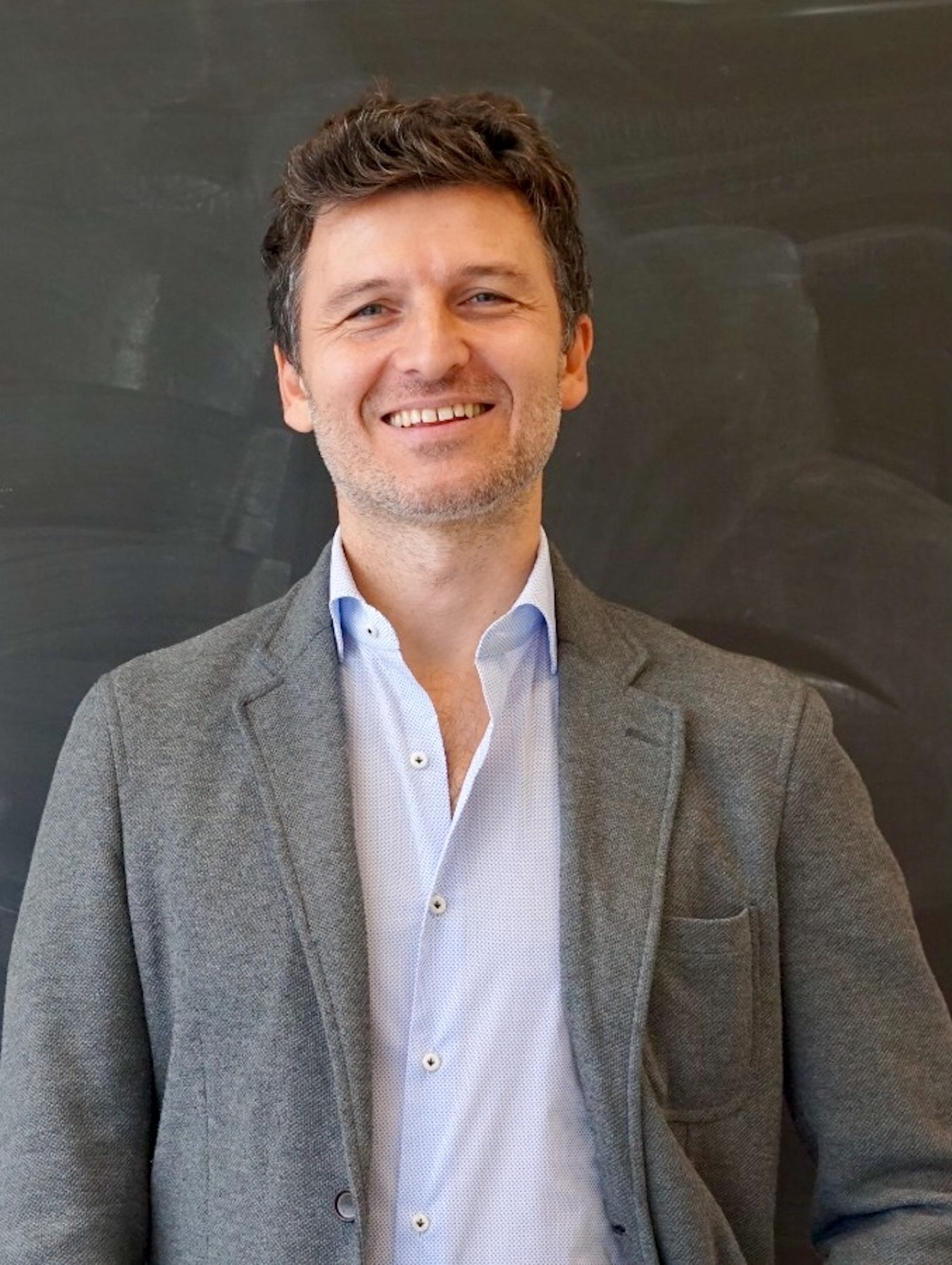 Mario Robiony