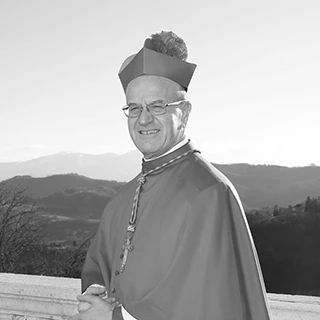 Mons. Sandro Salvucci
