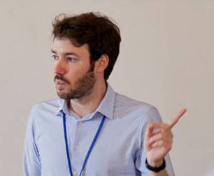 Simone Gasperin