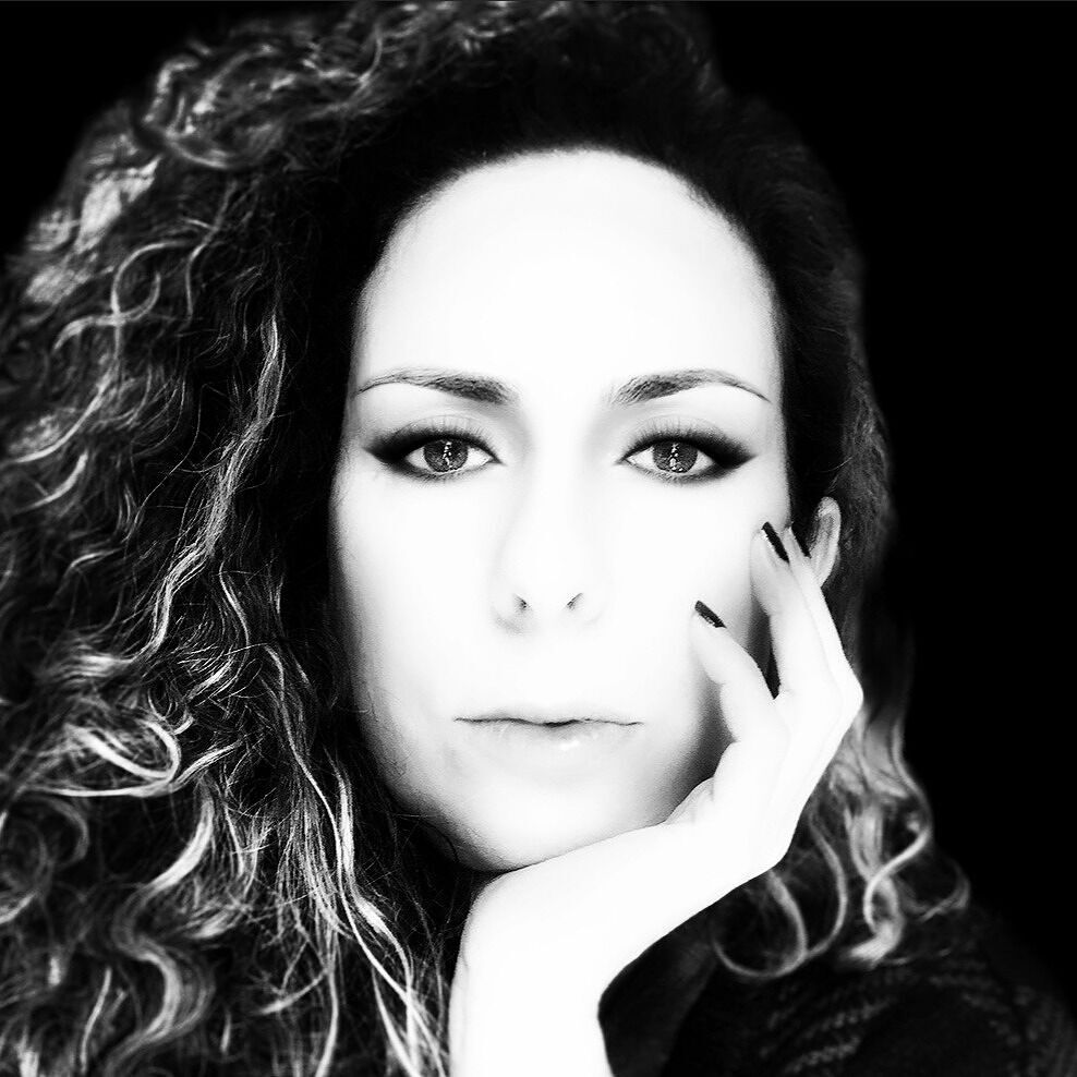 Daniela E.