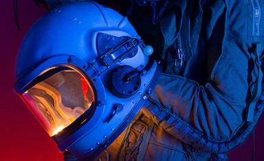 Sfidare lo spazio - Un astronauta racconta l'esplorazione del cosmo