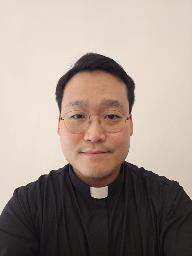 mons. Han (Agostino) Hyuntaek
