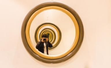 Specchio riflesso - Divertirsi con la simmetria
