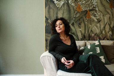 Ece Temelkuran, “Democrazia e migranti” – con Marianna Aprile